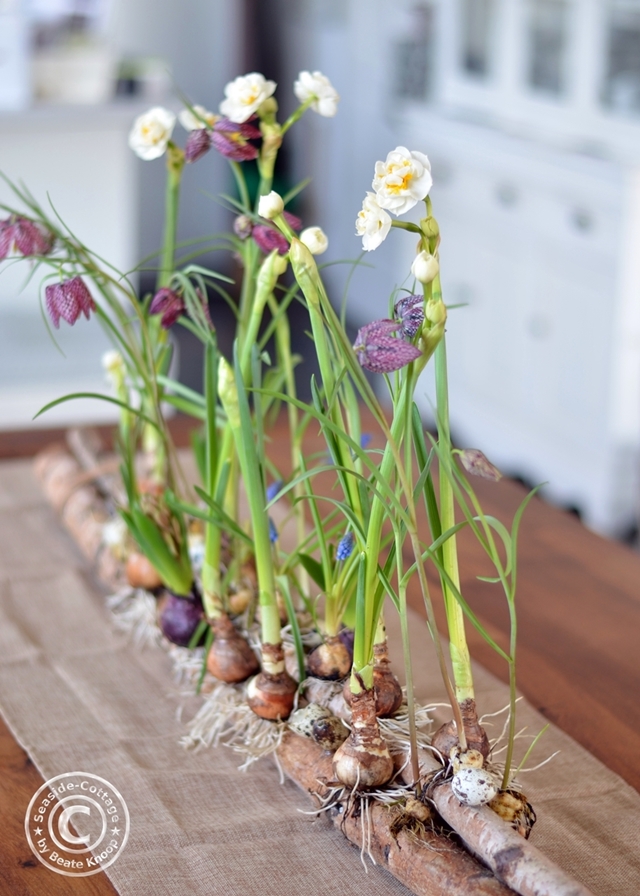 Natürliche Blumendeko Frühling