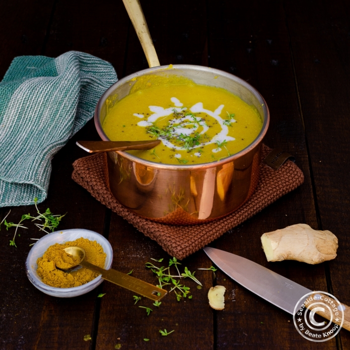 kichererbsen_currysuppe_mit_kokosmilch_01 Rezept für eine leckere Suppe aus Kichererbsen mit Curry und Kokosmilch