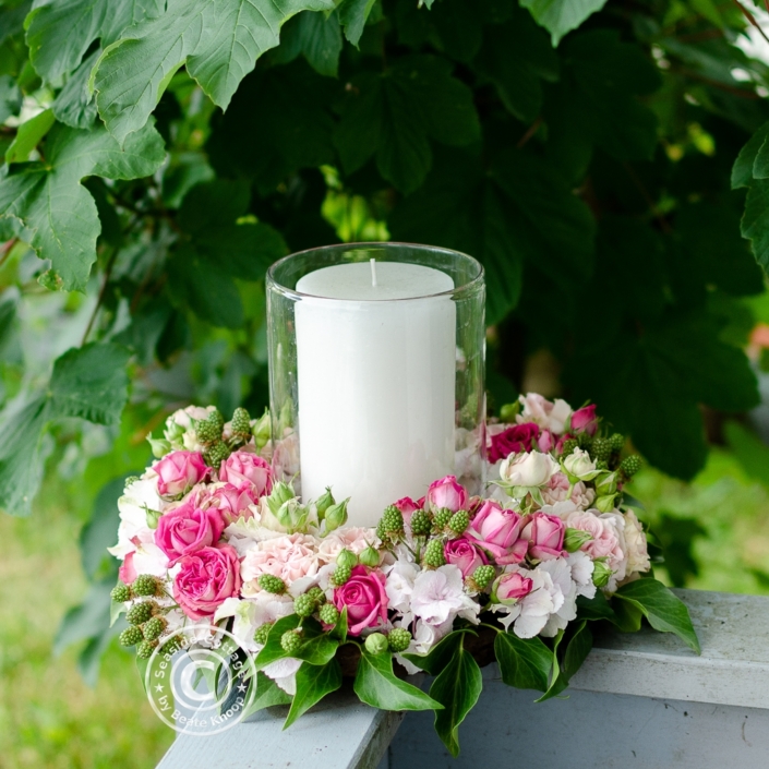 kranz-mit-rosen-in-bio-steckschaum-titel